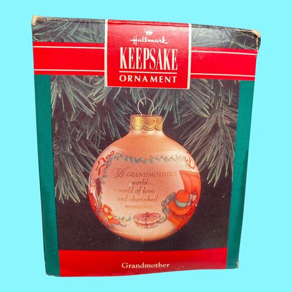 Vtg 1992 Grandmother Christmas Glass Ball Hallmark Christmas Ornament - Picture 9 of 9